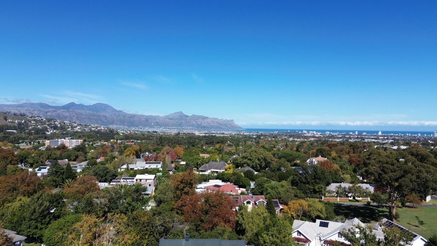 9 Bedroom Property for Sale in Golden Acre Western Cape